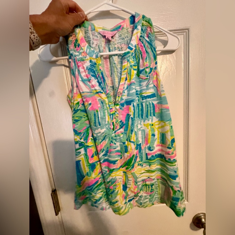 Xxs Lily Pulitzer top in great condition